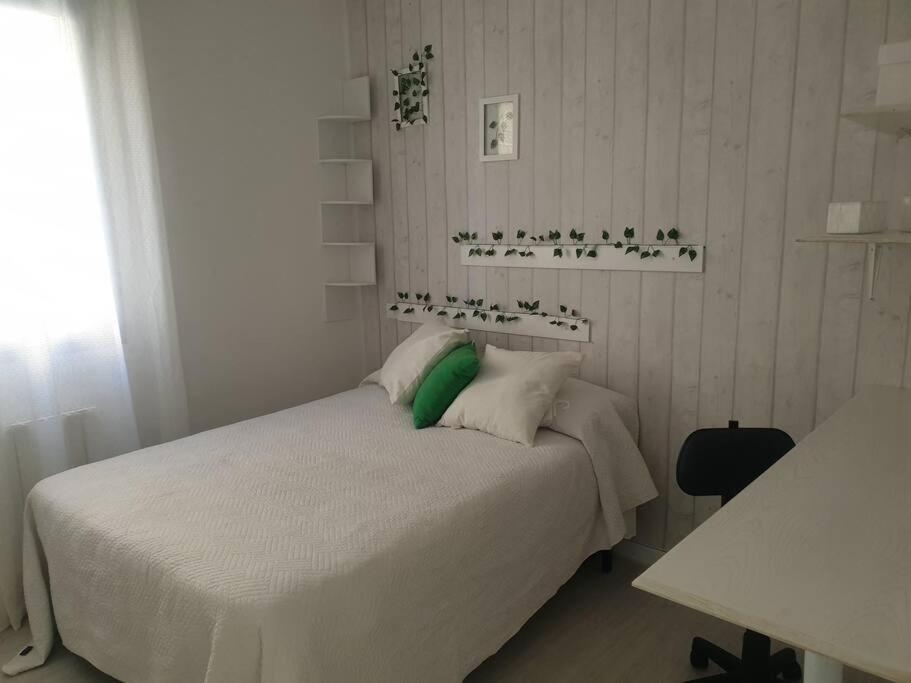 Apartamento Eguzkilore. Logrono Exterior photo