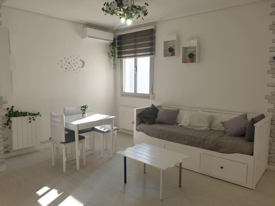 Apartamento Eguzkilore. Logrono Exterior photo
